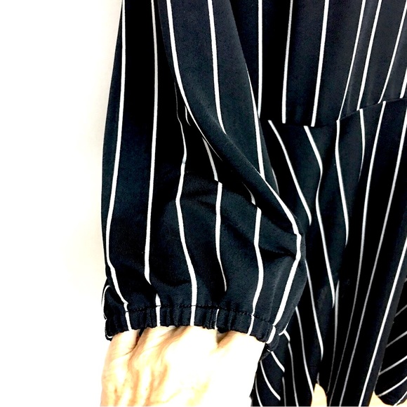 Lildy Black and White Striped Tunic Blouse Size L-XL - Picture 6 of 7
